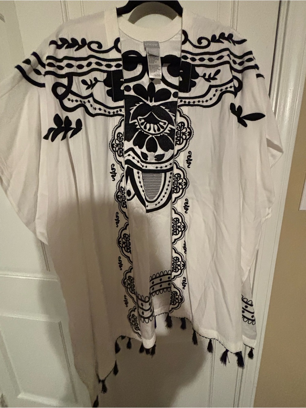 Chico's White Shawl with Black Embroidered Motifs